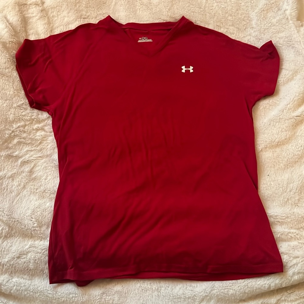 UNDER ARMOR RED WOMENS T-SHIRT